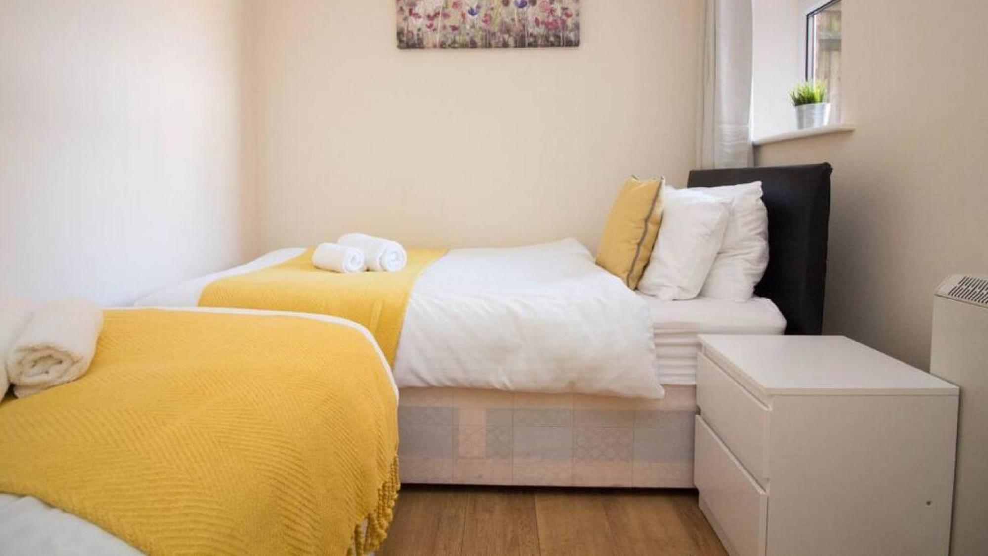 Stayzo Penthouse 1- Premier Apartment