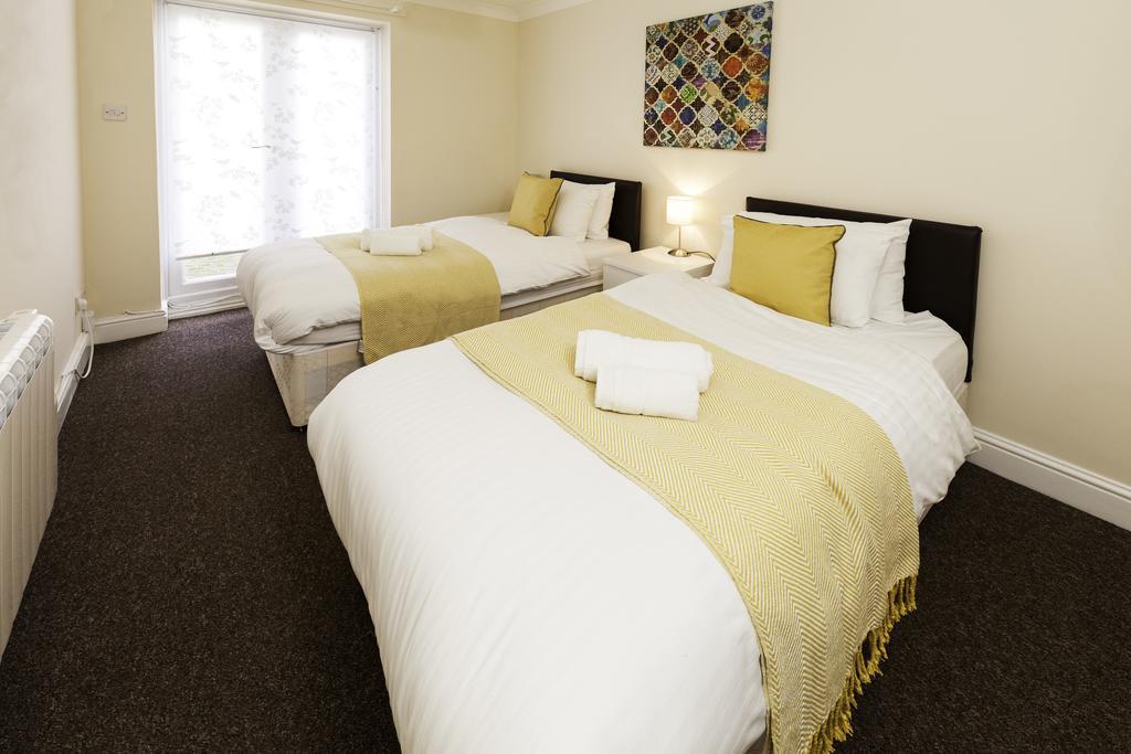 Stayzo Penthouse 1- Premier Apartment *