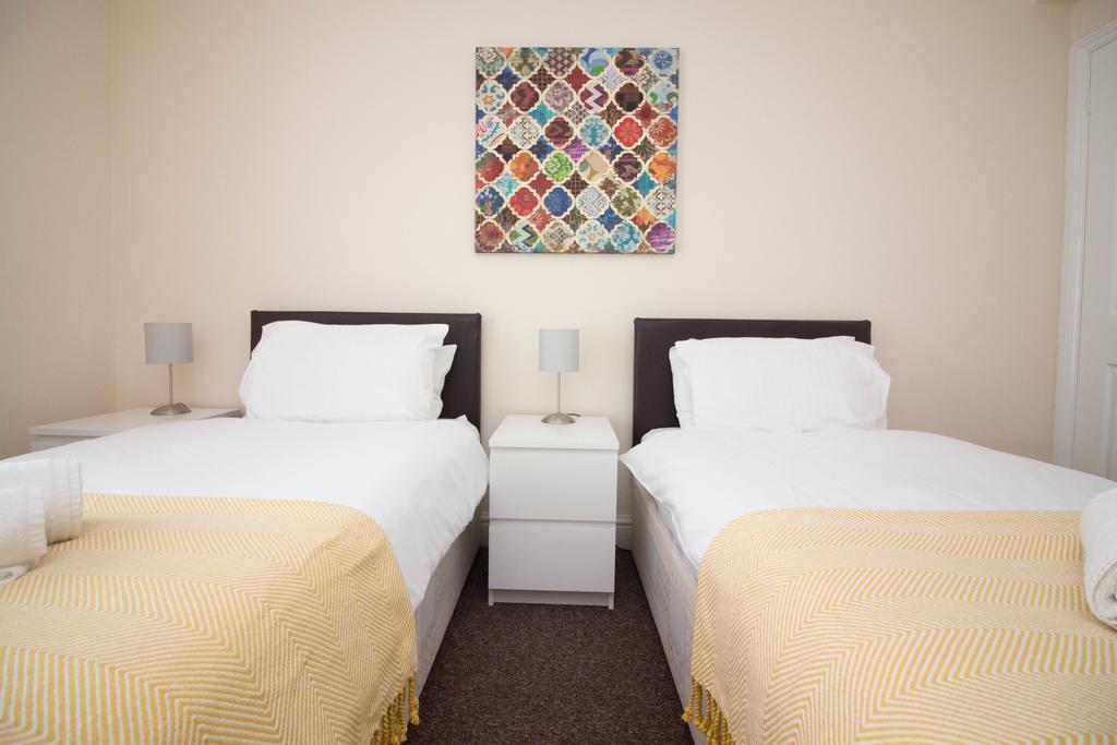Stayzo Penthouse 1- Premier Apartment *